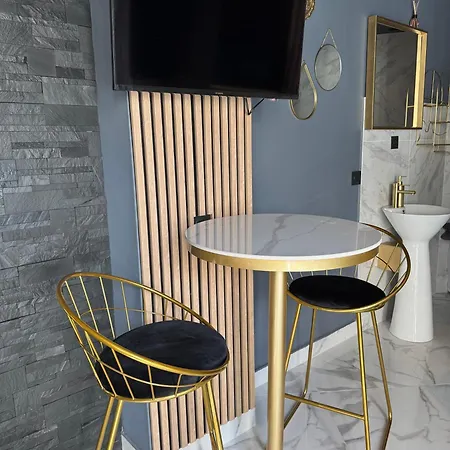 Balneo Apartment *